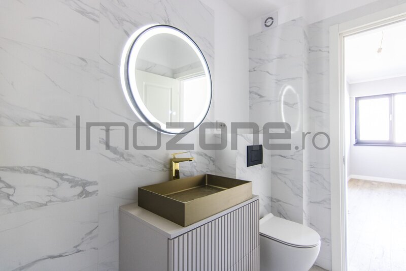 Trei camere, oferta septembrie: loc de parcare gratuit pentru apartamentele cu 3 camere.